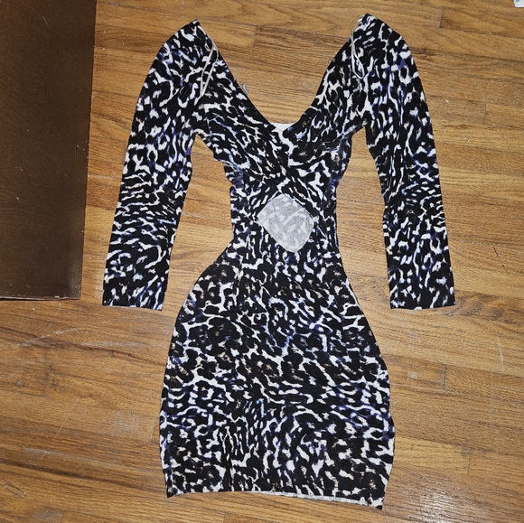 Guess Los Angeles cheetah animal print dress XS very stretchy crisscross back - Picture 4 of 6